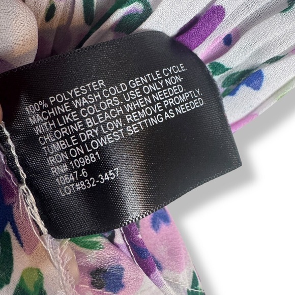 Womens Ruffle Top Size Medium Pleated Floral Coquette Purple Watercolor Colorful - Picture 6 of 11